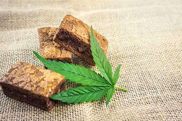 How to Make Weed Brownies - 3 Recipes for Delicious Brownies 14 How to Make Weed Brownies - 3 Recipes for Delicious Brownies 13